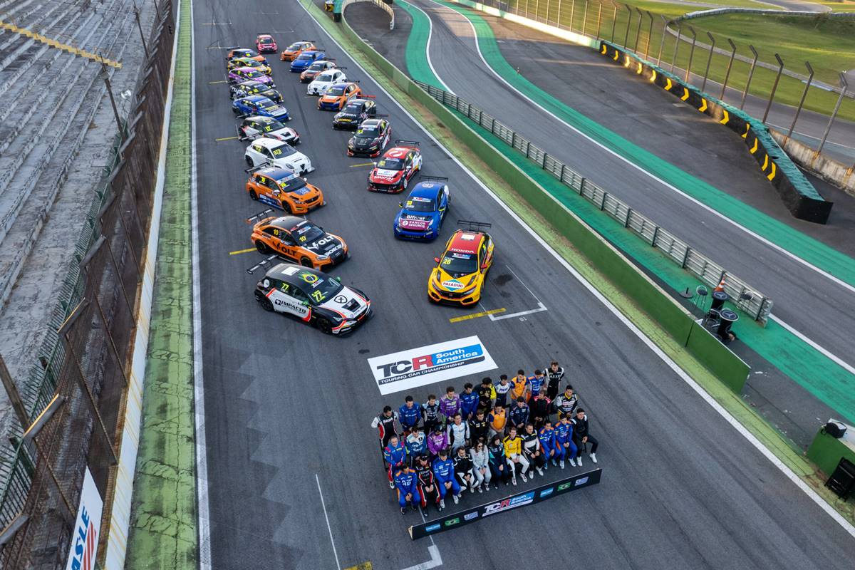 ¿Qué autos corren en el TCR South América?